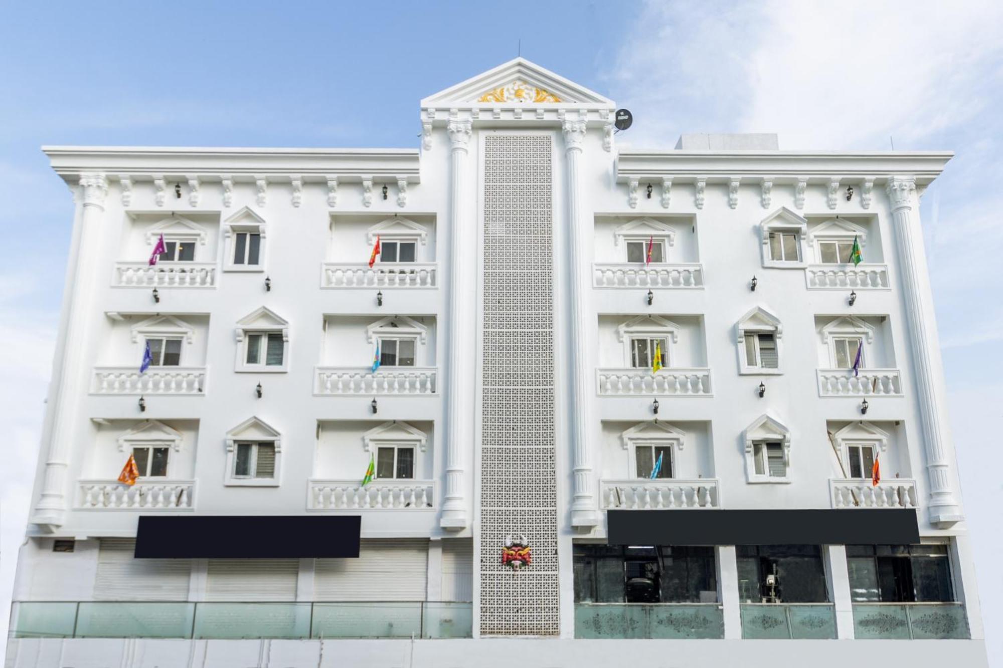 Treebo Seventh Heaven Kukatpally ไฮเดอราบัด ภายนอก รูปภาพ