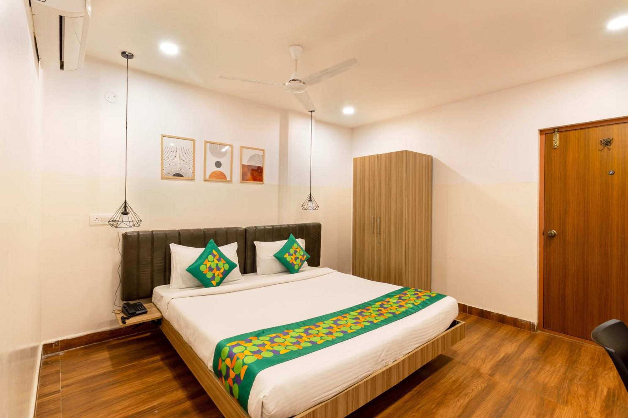 Treebo Seventh Heaven Kukatpally ไฮเดอราบัด ภายนอก รูปภาพ