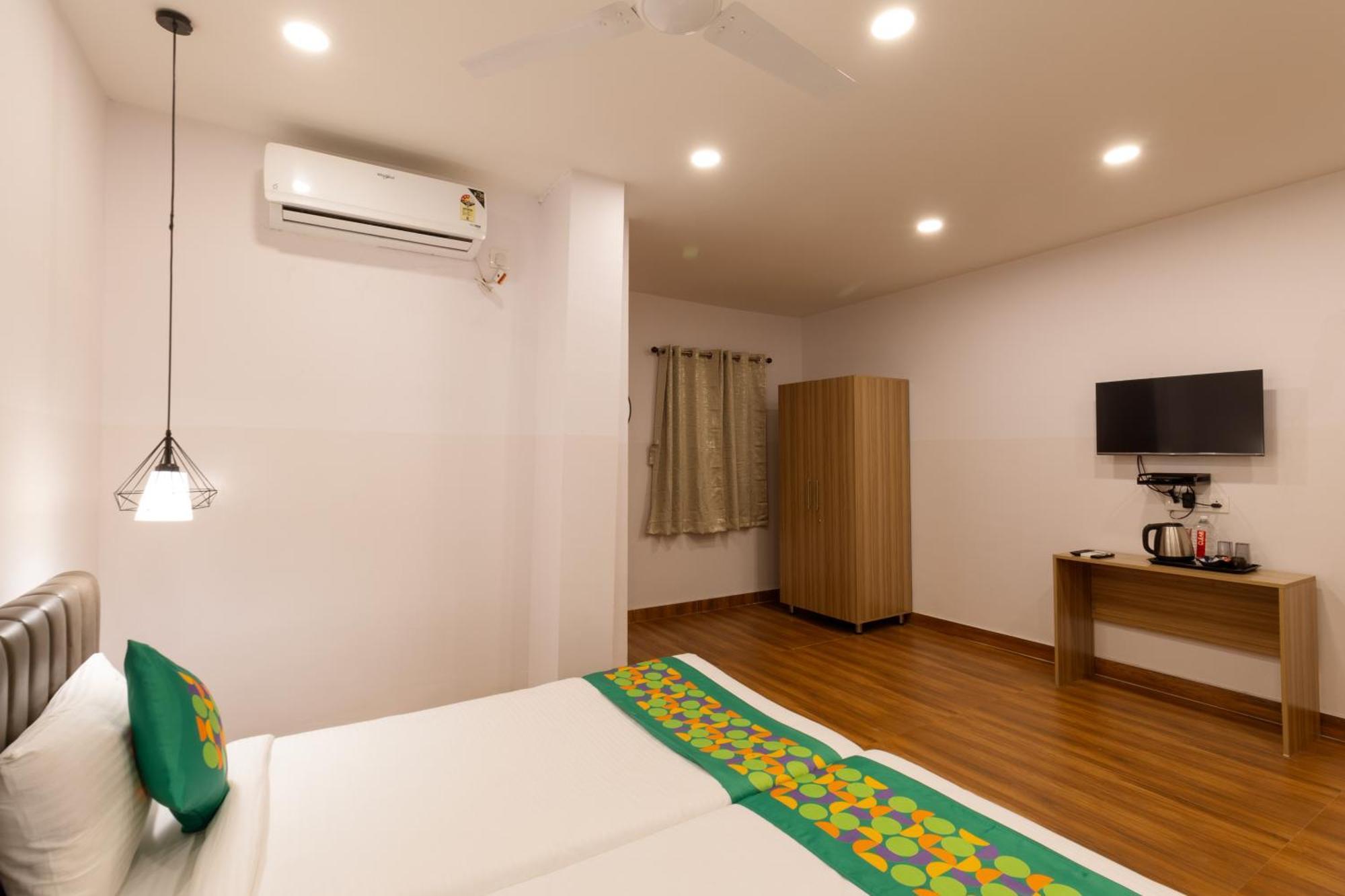 Treebo Seventh Heaven Kukatpally ไฮเดอราบัด ภายนอก รูปภาพ