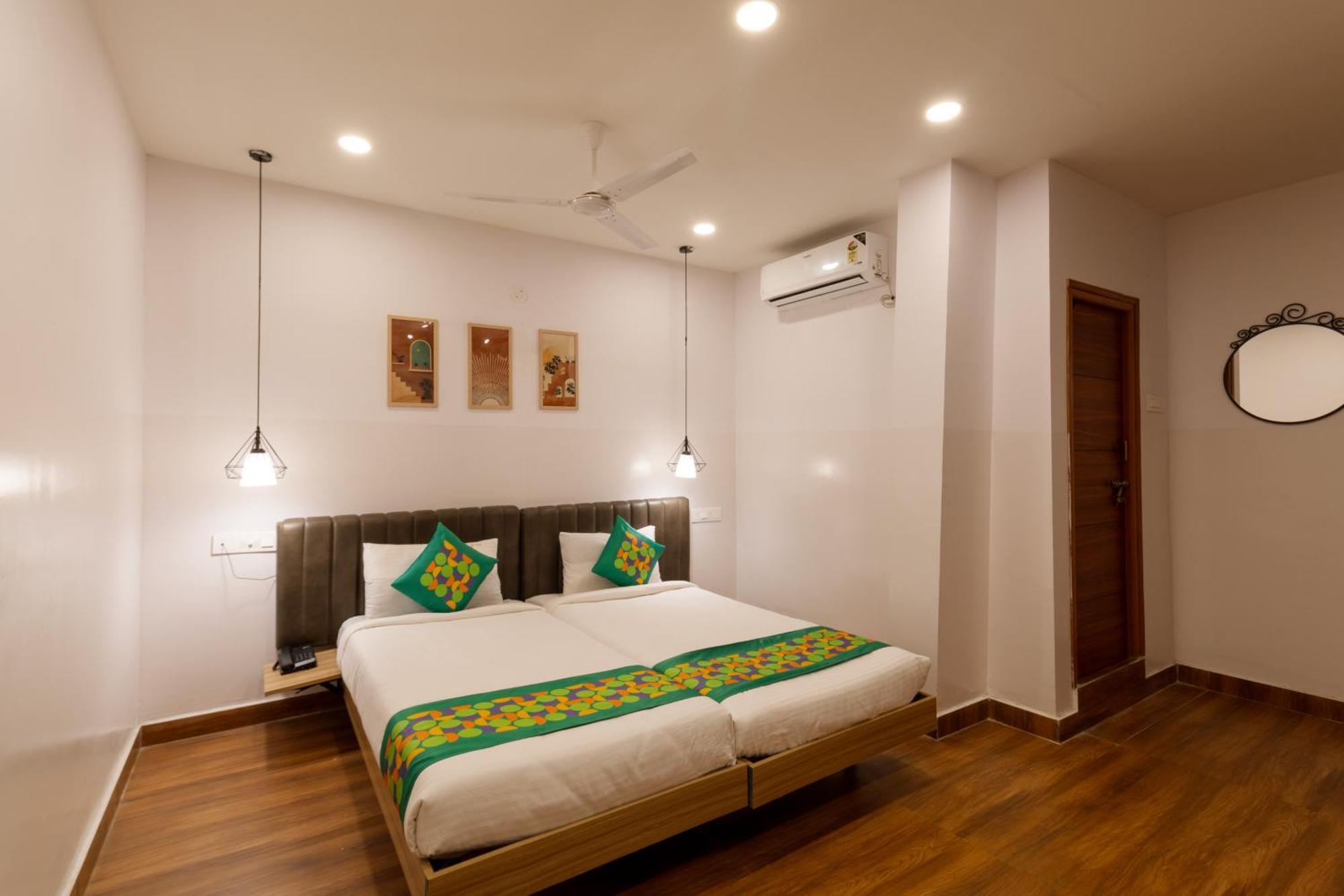 Treebo Seventh Heaven Kukatpally ไฮเดอราบัด ภายนอก รูปภาพ