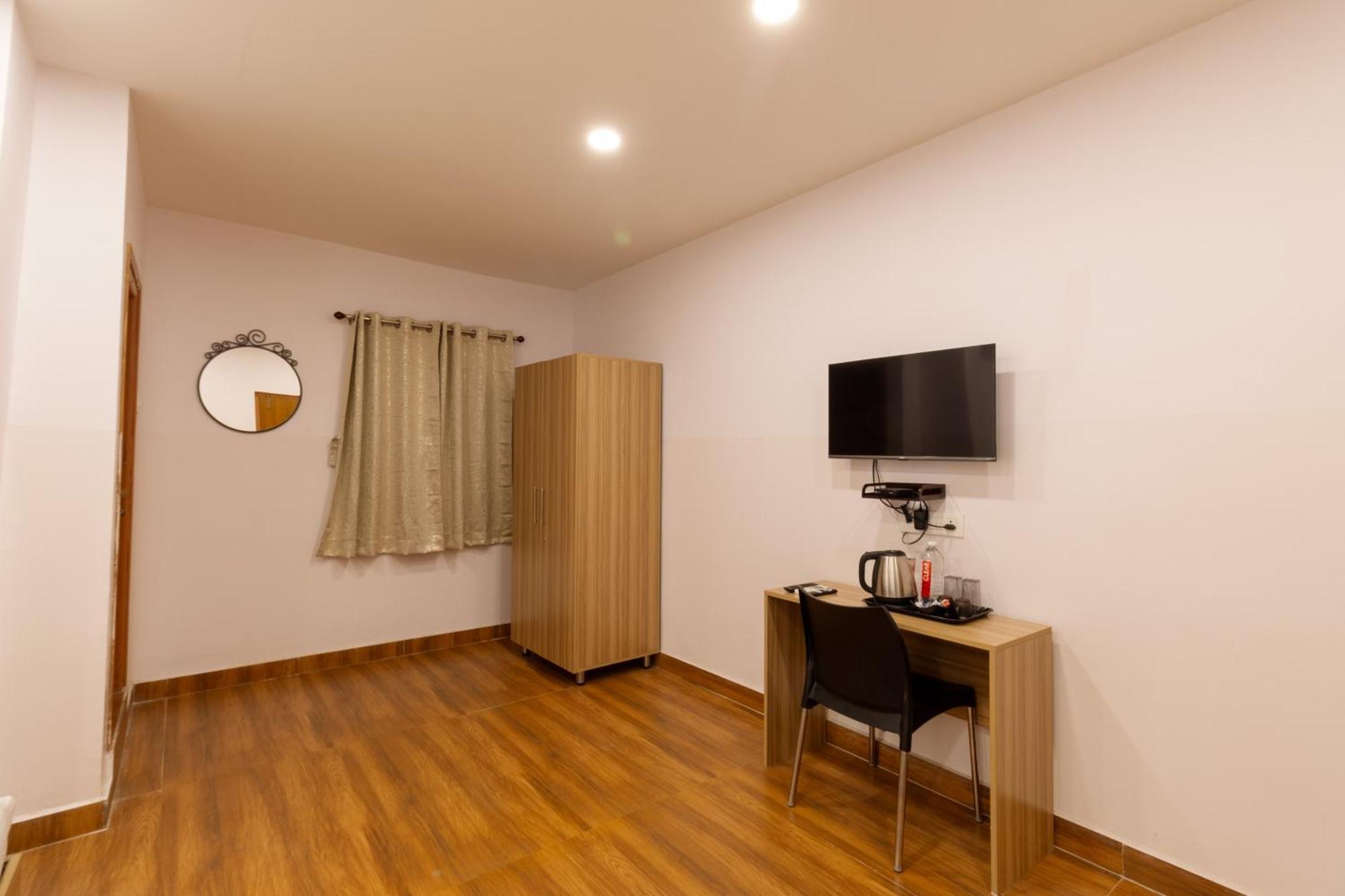 Treebo Seventh Heaven Kukatpally ไฮเดอราบัด ภายนอก รูปภาพ